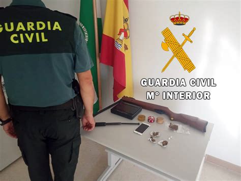 Hu Rcal Overa Face La Guardia Civil Desmantela Un Punto De Venta De