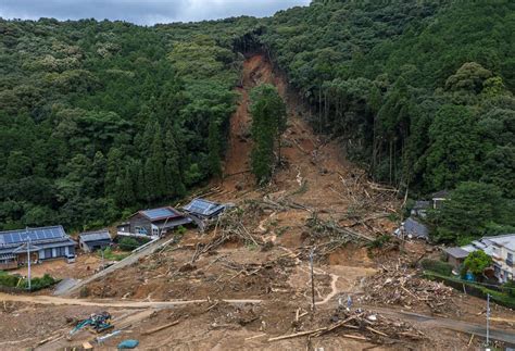 Photos Scenes Of Devastation From Floods In Japan Abc News