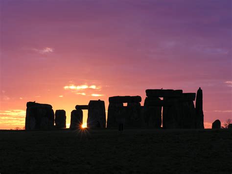 How To Livestream The Stonehenge Summer Solstice 2020