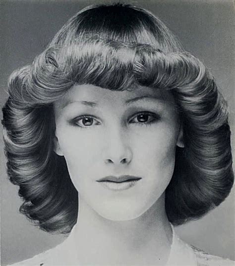 1970s Flicked Hair ヘアスタイル、髪型、ビューティー