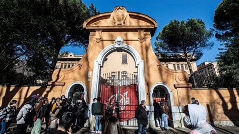 Liceo Mamiani La Preside Sallusti Revoca Le Assemblee Dei Collettivi