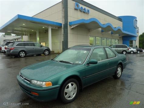 1993 Honda Accord Coupe : Honda Accord in Photos - View a Visual ...