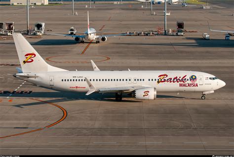 M Lrv Batik Air Malaysia Boeing Max Photo By Kinmei Id