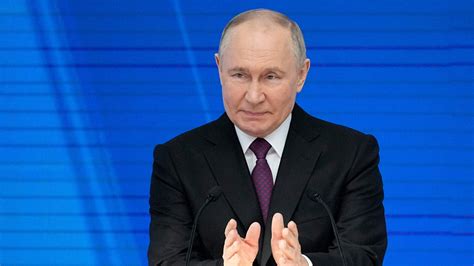 Vladimir Putin Warns That Sending Western Troops To Ukraine Risks