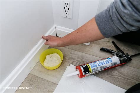 How To Caulk Trim And Baseboards