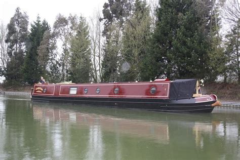 Pin by Russell Eagling on Narrowboat painting ideas | Narrowboat, Painting