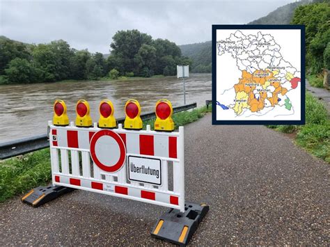 Hochwasser Alarm in Bayern Zwei Gebiete bleiben im Warn Fokus Söder