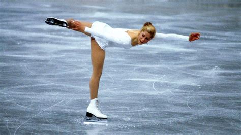 Biellmann, Nichol make Figure Skating Hall of Fame - ESPN