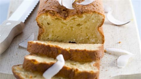 Cake Moelleux à La Noix De Coco Découvrez Les Recettes De Cuisine De Femme Actuelle Le Mag