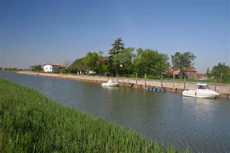 Pali In Legno Vendita Pali In Legno Treviso Silea Legnami