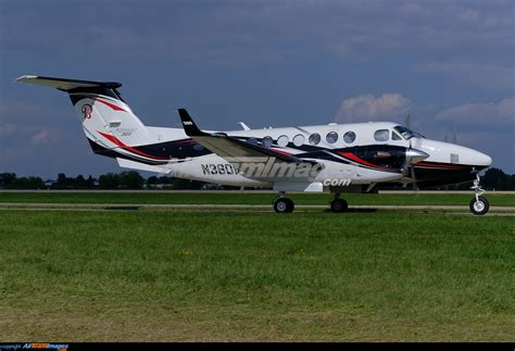 Beechcraft B300 King Air 360 Large Preview AirTeamImages