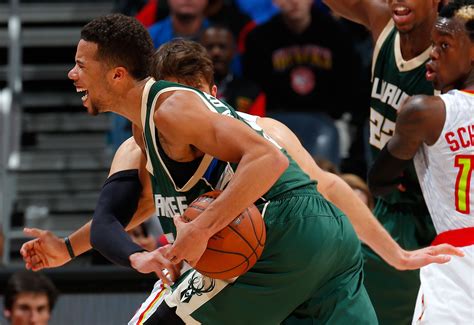 NBA Milwaukee Bucks Trade Michael Carter Williams To Chicago Bulls For