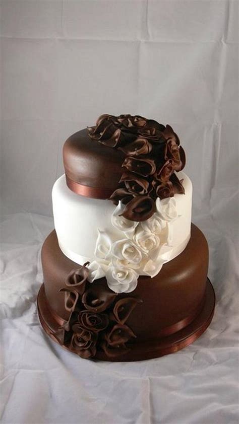 3 Tier Chocolate And Vanilla Wedding Cake Decorated Cakesdecor