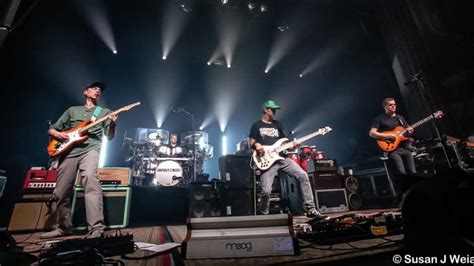 Umphrey S Mcgee Gets Help From Friends Including Members Of Goose