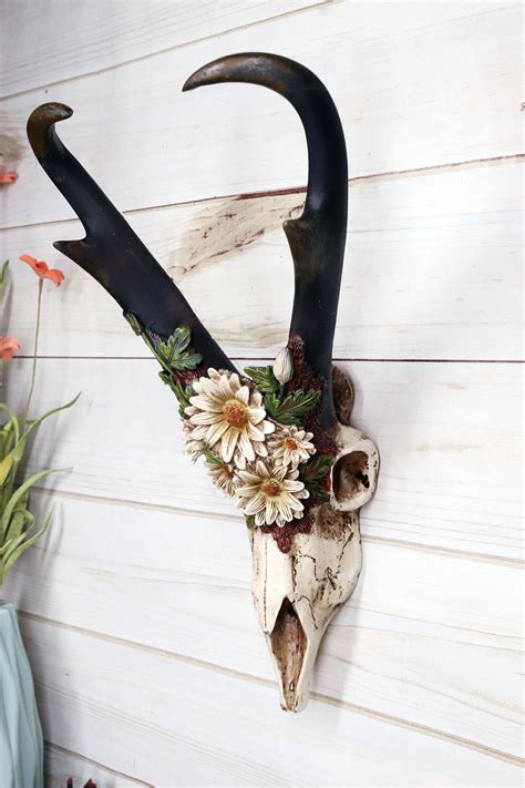 Western Rustic Pronghorn Antelope Skull With Antlers Feverfew Flowers