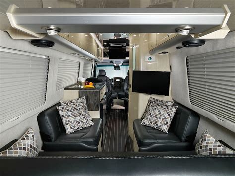 Airstream Debuts 2011 Interstate 3500, Mercedes-Based - autoevolution