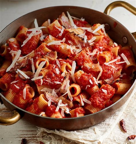 Rigatoni Allamatriciana Recette Mutti