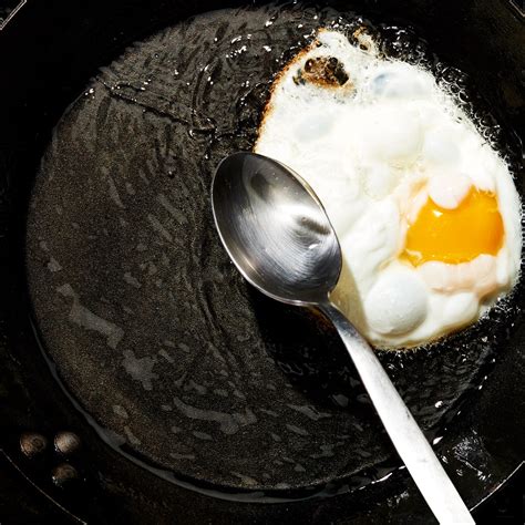 How To Fry An Egg Perfectly Every Time Bon Appétit