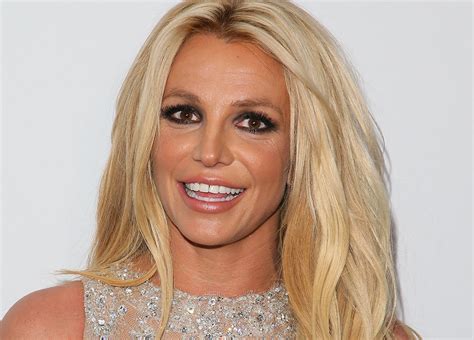 Britney Spears Opens Up About Toxic Beauty Standards in Hollywood ...