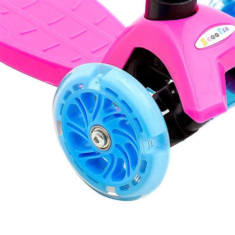 Brinquedo Patinete Infantil Rosa De Menina Rodas Led Dm Radical