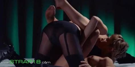 Lesbian Strap On Hardcore Intercourse Tnaflix