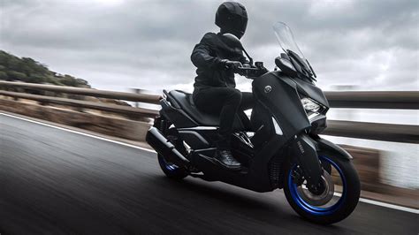 2024 Yamaha Xmax Guide • Total Motorcycle