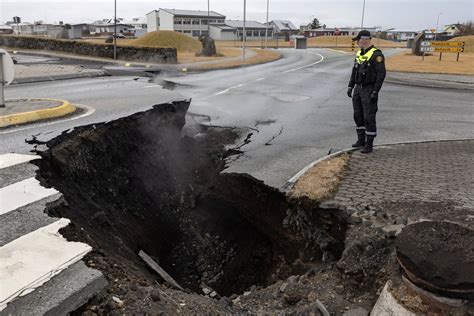 Iceland volcano erupts after weeks of earthquakes | South China Morning ...