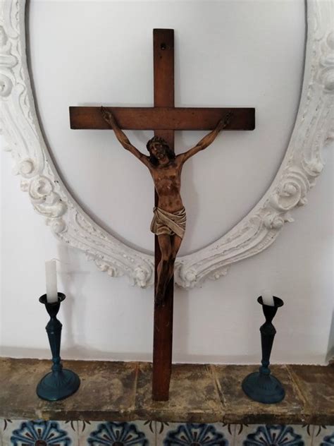 Crucifix Pulpe De Bois D But Du Xxe Si Cle Catawiki