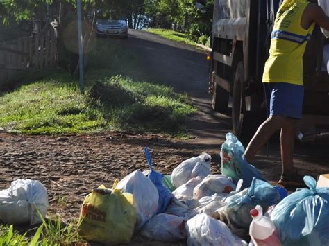 Mais De 1500 Toneladas De Lixo Por Mês Jornal E Revista O Mensageiro