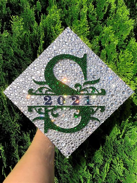 23+ GRADUATION CAP DESIGNS YOU'LL LOVE! - Stylin by Neeru