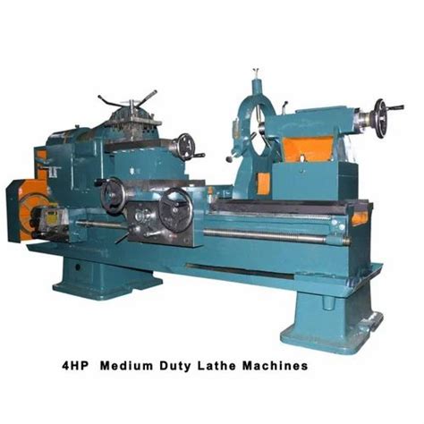 7 Feet 4HP Medium Duty Lathe Machines 55 Mm Range Of Spindle Speeds