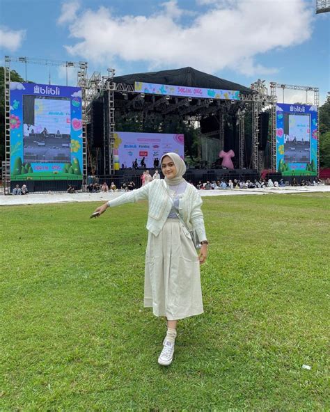 What To Wear Hijab Outfit For A Chic Concert Look Hijab Style