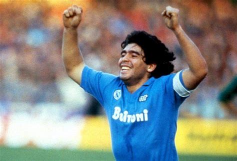 Nápoli despidió a Maradona en las redes