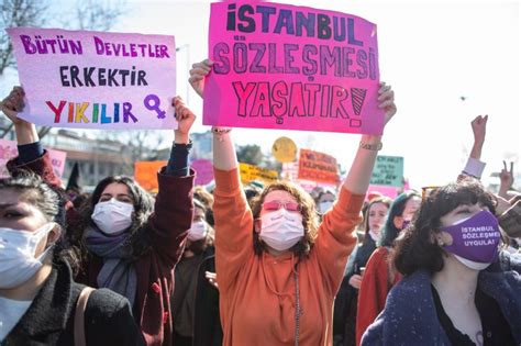 Thousands Protest Turkeys Exit From Domestic Violence Treaty Womens