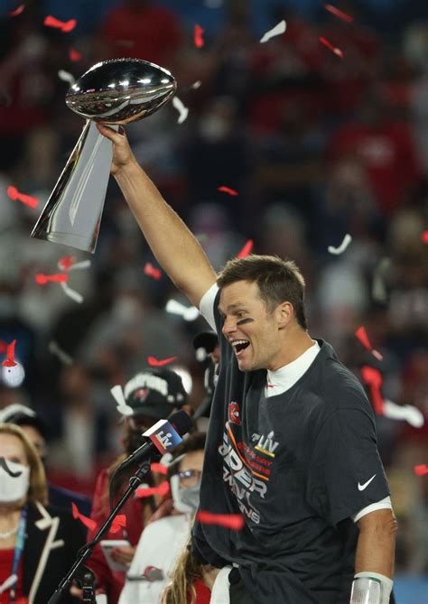 Tom Brady ties Otto Graham and Bart Starr for most championships ...