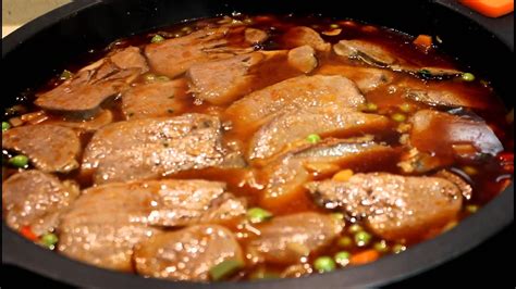 Guiso De Lengua De Ternera Gallega Con Hortalizas Y Lactarius