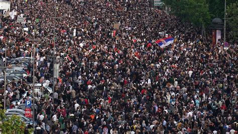 Nouvelle Manifestation En Serbie Trois Semaines Apr S Les Tueries De