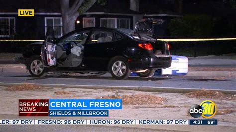 Driver Crashes Car Into Utility Pole In Central Fresno Abc30 Fresno