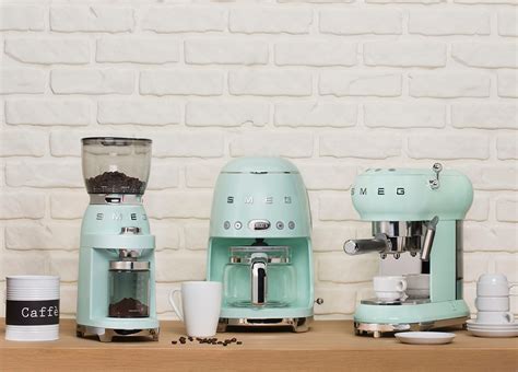 Smeg coffe set appliances for the ultimate at-home coffee experience ...