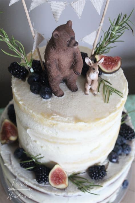 Feines Handwerk Baby Shower Party Mit Einem B Rigen Woodland Naked Cake