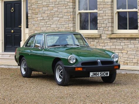 Celebrating The Mgb At 60 Mike Brewer Motoring