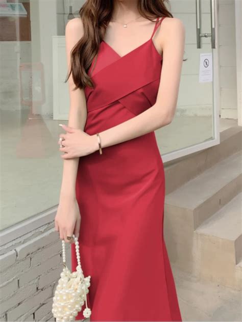 Summer Spaghetti Strap Elegant Midi Women Dress Sleeveless Sexy Slim