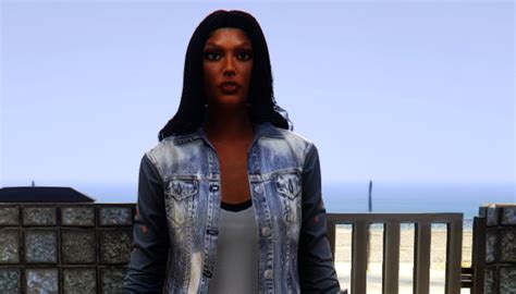 Female Skin [Fivem/SP] - GTA5-Mods.com