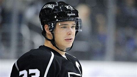 Kings Dustin Brown Silences The Critics One Play At A Time Los