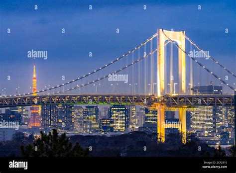 Tokio Sonnenuntergang Mit Den Tokyo Tower Und Rainbow Bridge Mit Tokio