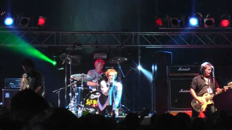 Sex Pistols Experience Pretty Vacant Wickerman 24 07 2010 Youtube