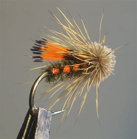 O/P Mini Muddler SBS - Step by Step Patterns & Tutorials - Fly Tying