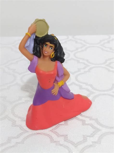 Miniatura Esmeralda O Corcunda De Notre Dame Disney Brinquedo