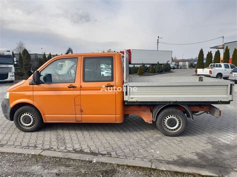 Volkswagen Transporter T5 Flatbed Truck