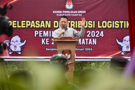 Pj Bupati Hambali Resmi Lepas Keberangkatan Logistik Pemilu 2024